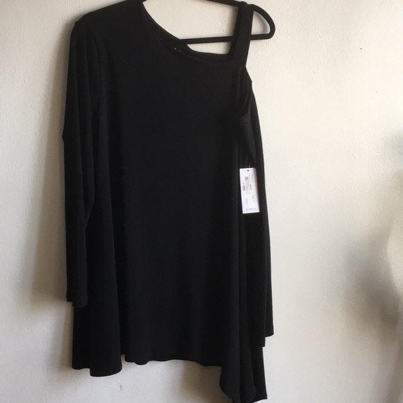 Sympli Tops - 20% off ☮️SYMPLI Strut Tunic top